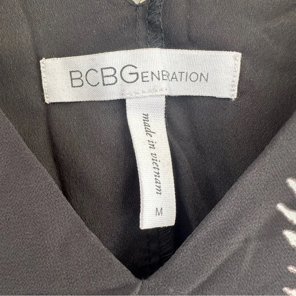 BCBGeneration Shift Dress Black with Pink Floral Size Medium - Picture 3 of 3